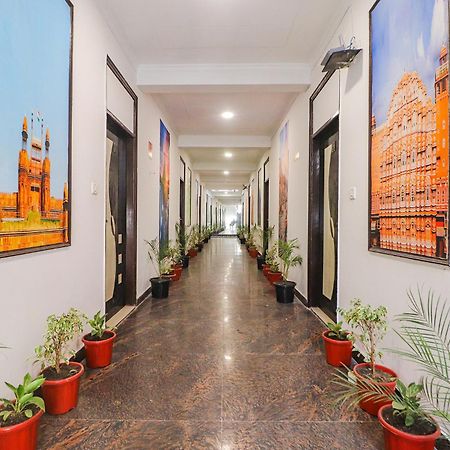 Fabhotel Rainbow Villa Near Igi Airport Nueva Delhi Exterior foto