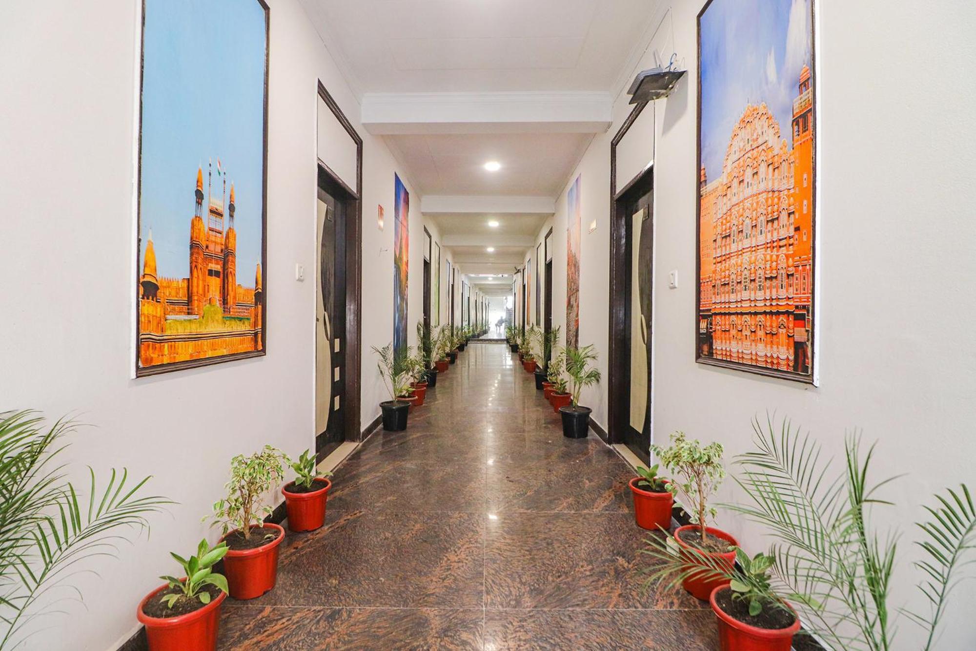 Fabhotel Rainbow Villa Near Igi Airport Nueva Delhi Exterior foto