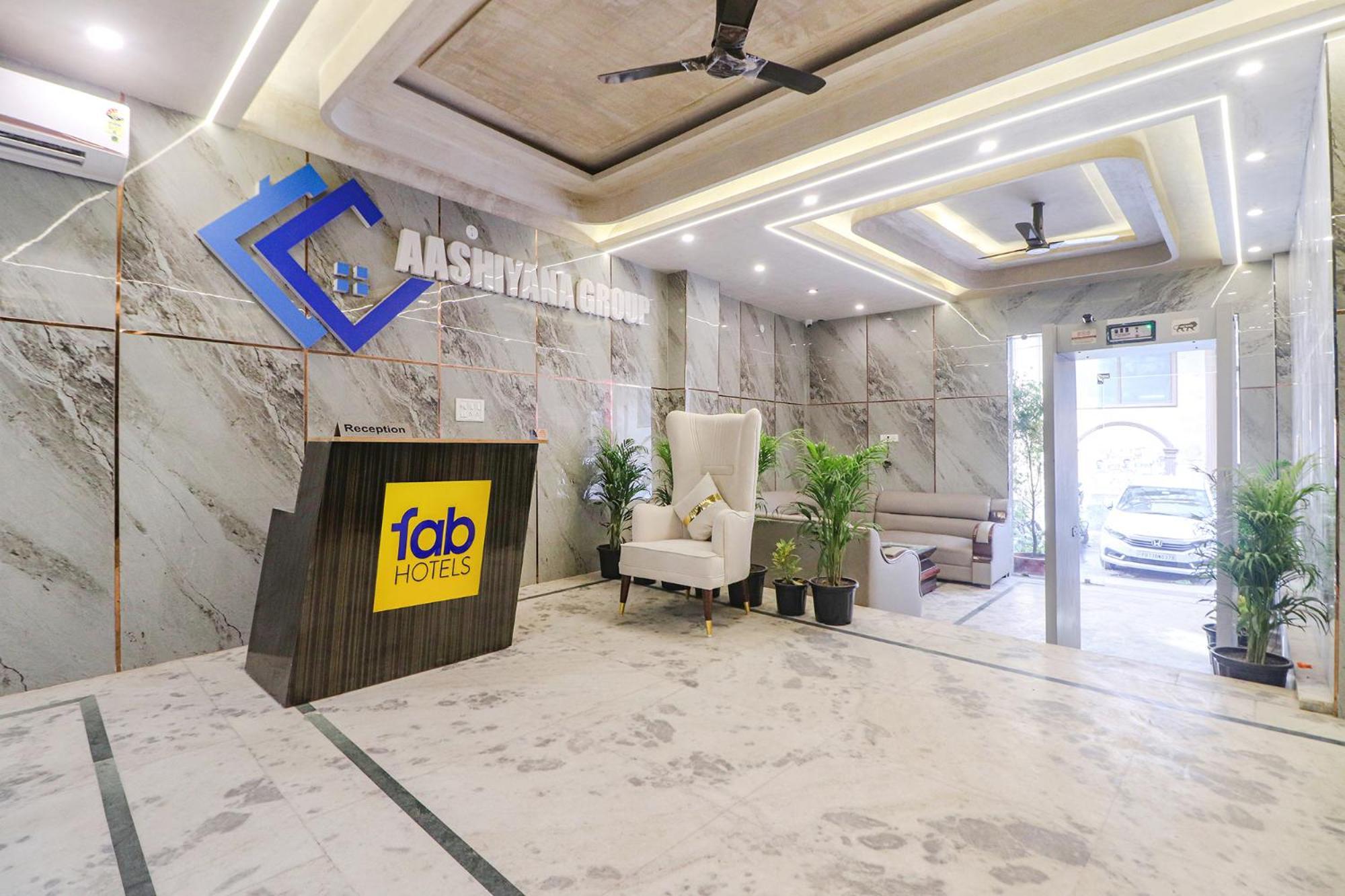 Fabhotel Rainbow Villa Near Igi Airport Nueva Delhi Exterior foto