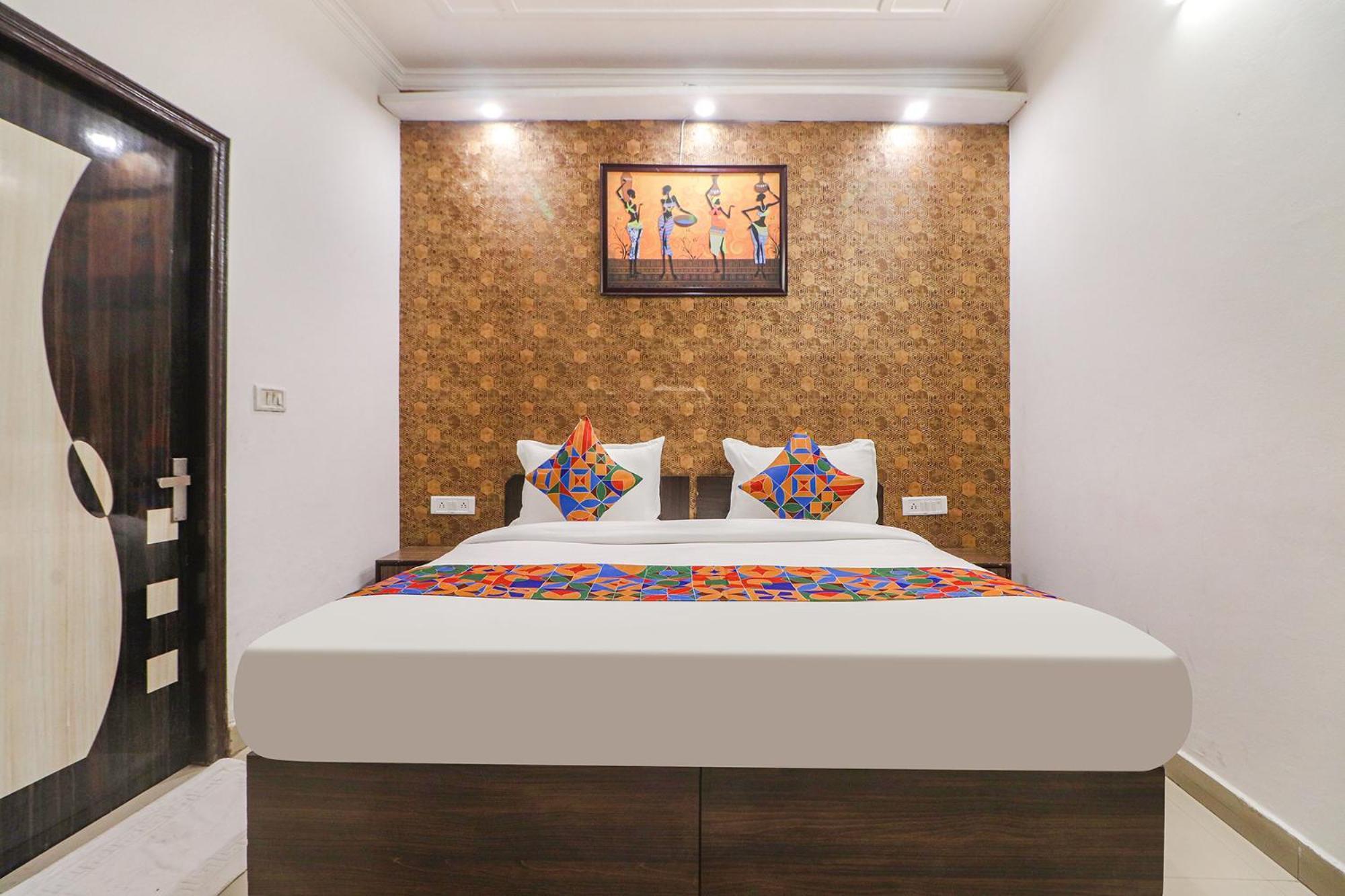 Fabhotel Rainbow Villa Near Igi Airport Nueva Delhi Exterior foto
